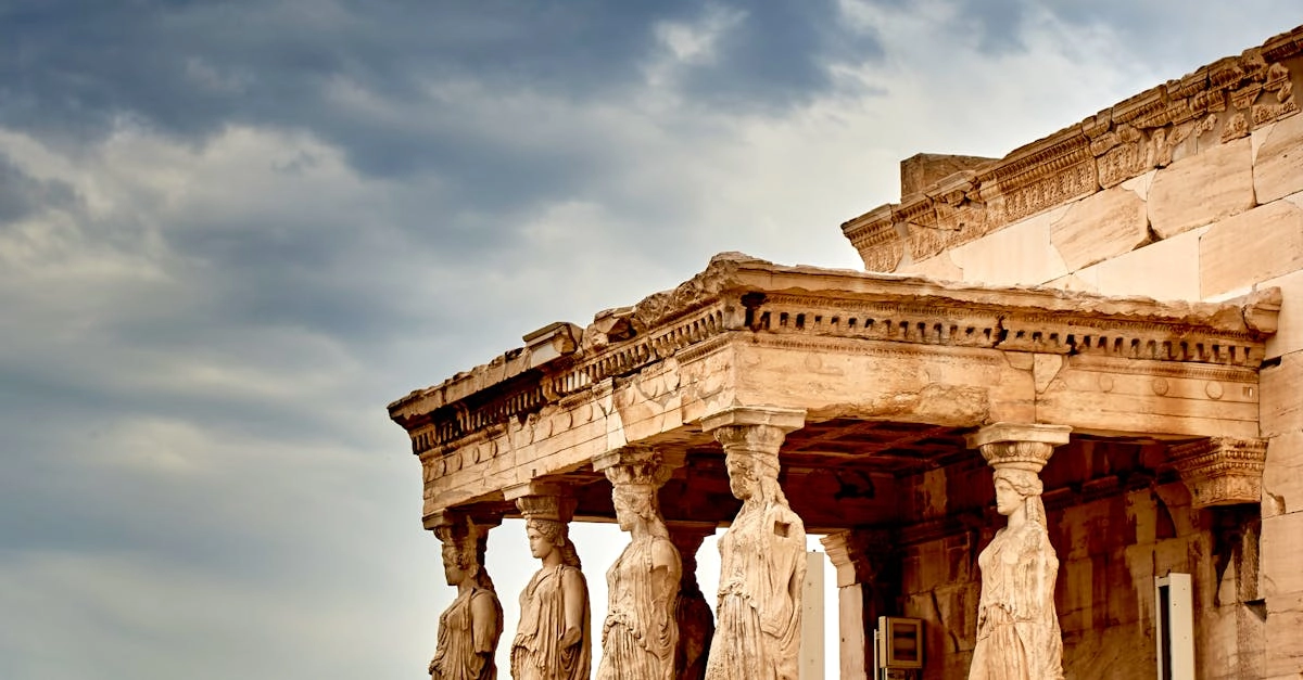 Древние цивилизации в современных играх и археологических исследованиях