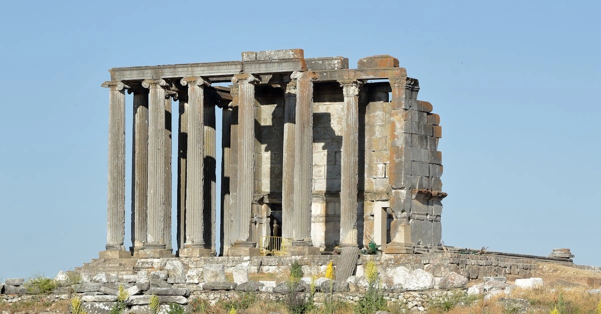 Древнегреческие археологические находки с олимпийской символикой