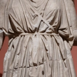 Древние игровые артефакты и археологические находки костей для игр